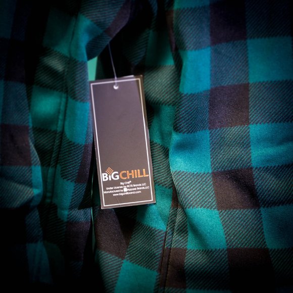 NWT Chill | Black & Peacock Buffalo Check Fleece Toggle Accent Jacket - LARGE - Picture 10 of 10